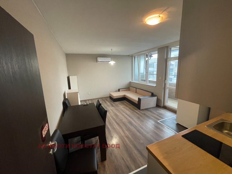 Te koop  1 slaapkamer Sofia , Ljulin 10 , 73 m² | 74941426