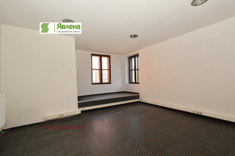 Eladó  3 hálószobás Sofia , Doktorski pametnik , 140 négyzetméter | 80471355 - kép [6]