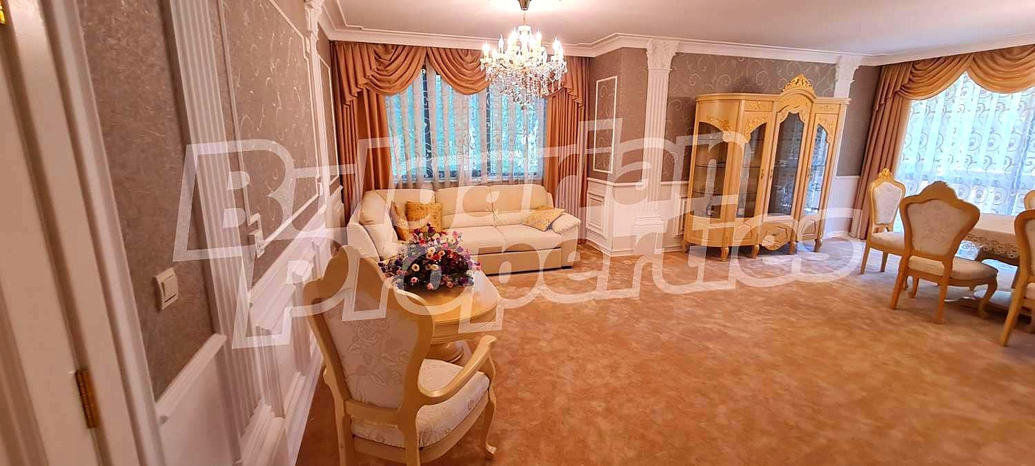 Продава 4-СТАЕН, гр. Варна, к.к. Св.Св. Константин и Елена, снимка 2 - Апартаменти - 46445327