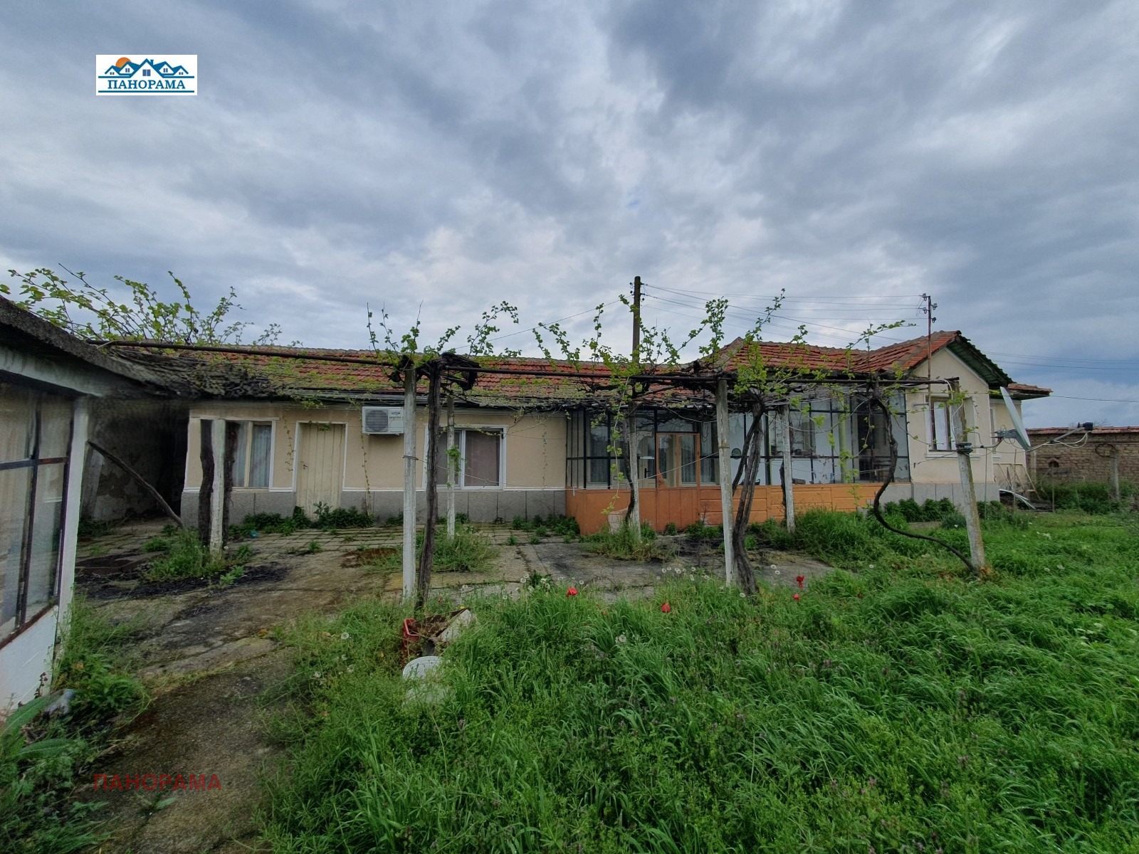 Продава КЪЩА, с. Ръжево, област Пловдив, снимка 1 - Къщи - 56021911