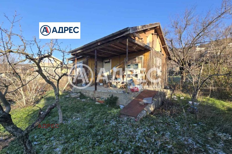 Продава ПАРЦЕЛ в град Варна, м-т Манастирски рид - 600 кв.м / 74 900 € » 146 491.67 лв., АДРЕС