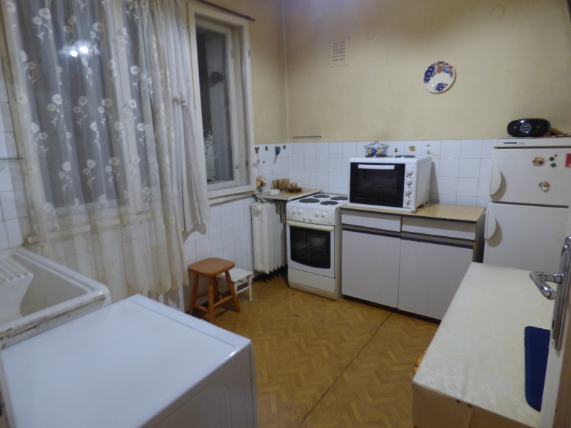 Продава 2-СТАЕН, гр. София, Докторски паметник, снимка 9 - Aпартаменти - 48007655