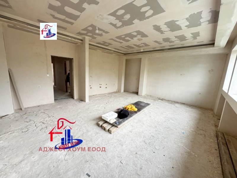Zu verkaufen  2 Schlafzimmer Schumen , Griwiza , 78 qm | 88827546 - Bild [2]