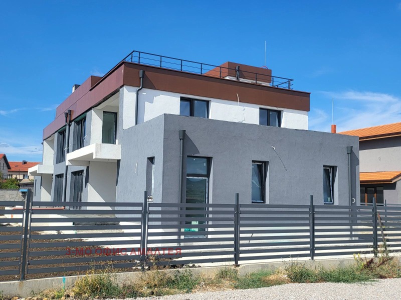 Na prodej  Dům oblast Sofia , Kostinbrod , 370 m2 | 94184278 - obraz [3]