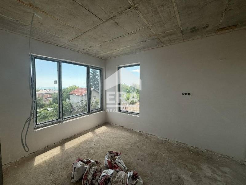 Продава КЪЩА, гр. Варна, м-т Евксиноград, снимка 6 - Къщи - 49793132