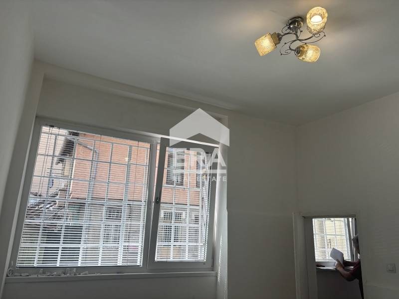Продава КЪЩА, гр. София, Център, снимка 6 - Къщи - 55312185