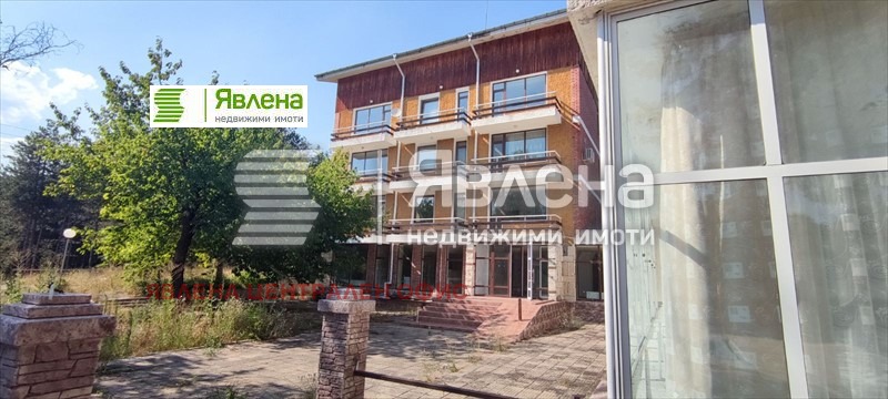 Продава ХОТЕЛ, с. Старозагорски бани, област Стара Загора, снимка 2 - Хотели - 47145460