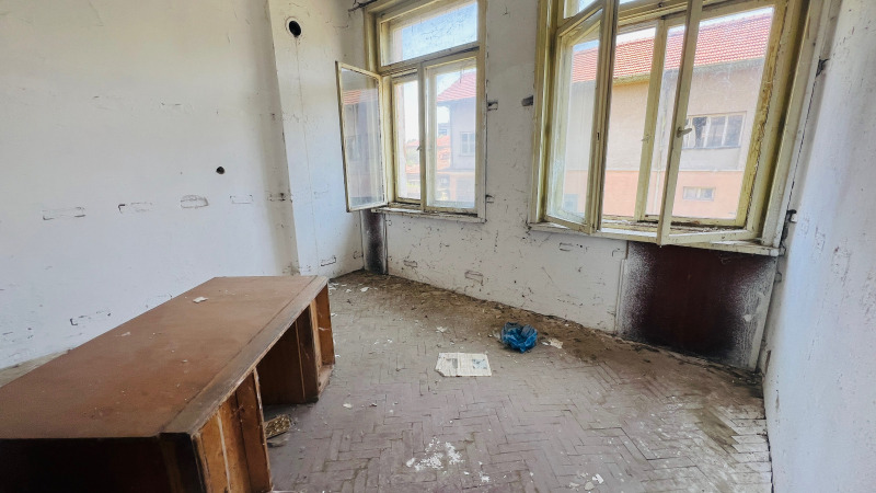 Продава БИЗНЕС ИМОТ, гр. Лом, област Монтана, снимка 10 - Други - 52734393