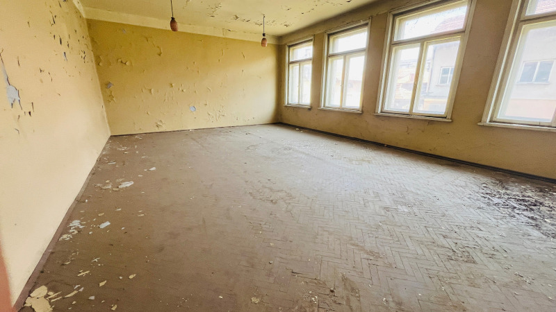 Продава БИЗНЕС ИМОТ, гр. Лом, област Монтана, снимка 11 - Други - 52734393