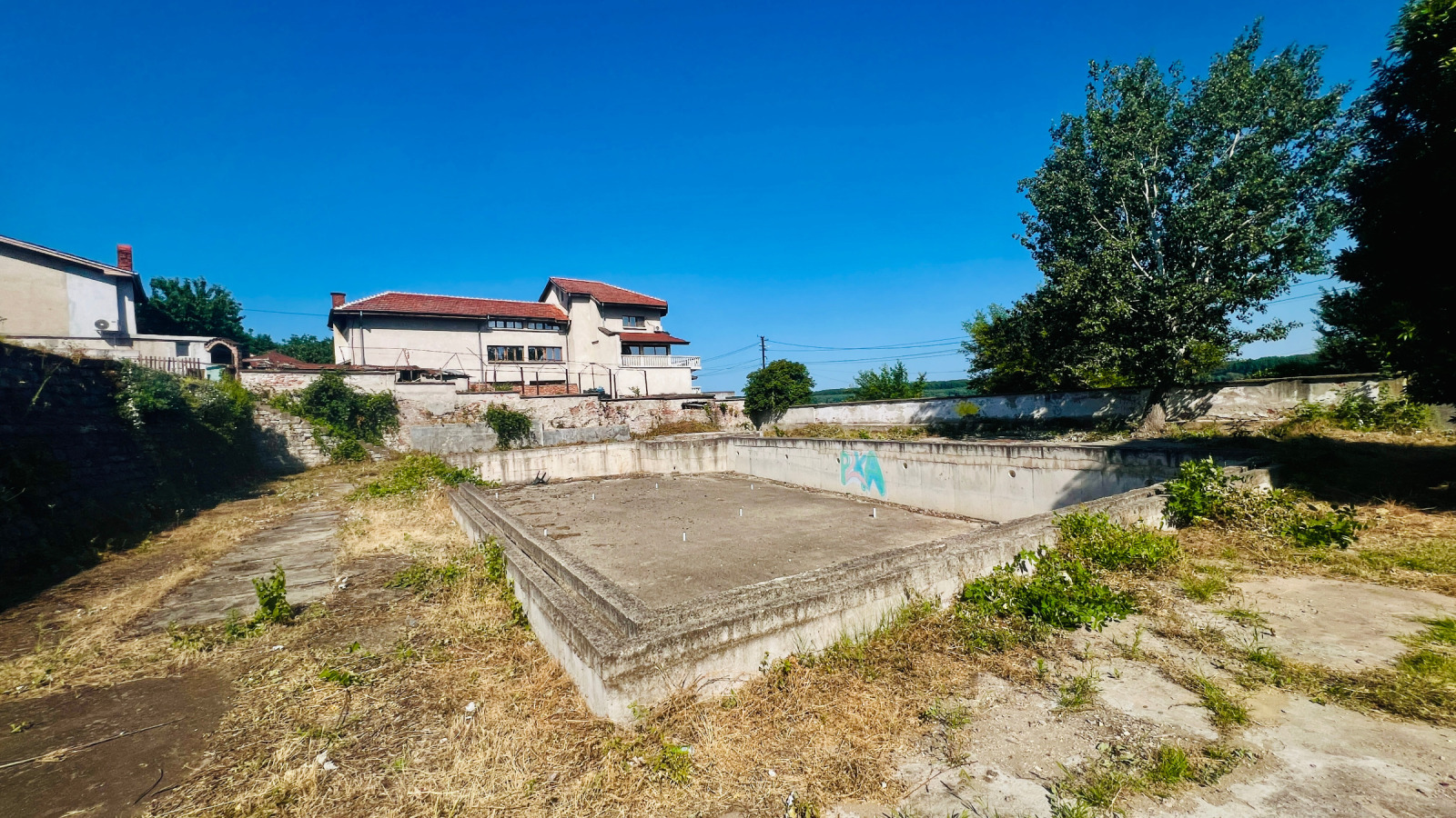 Продава БИЗНЕС ИМОТ, гр. Лом, област Монтана, снимка 2 - Други - 54431542