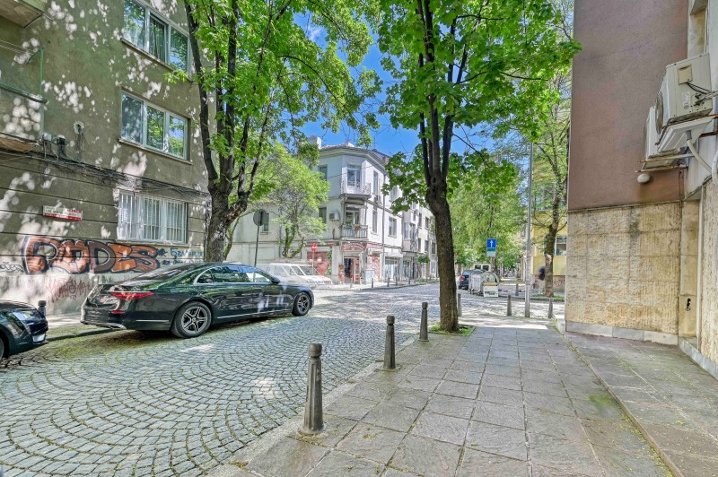 Zu verkaufen  2 Schlafzimmer Sofia , Zentar , 160 qm | 95591783 - Bild [11]