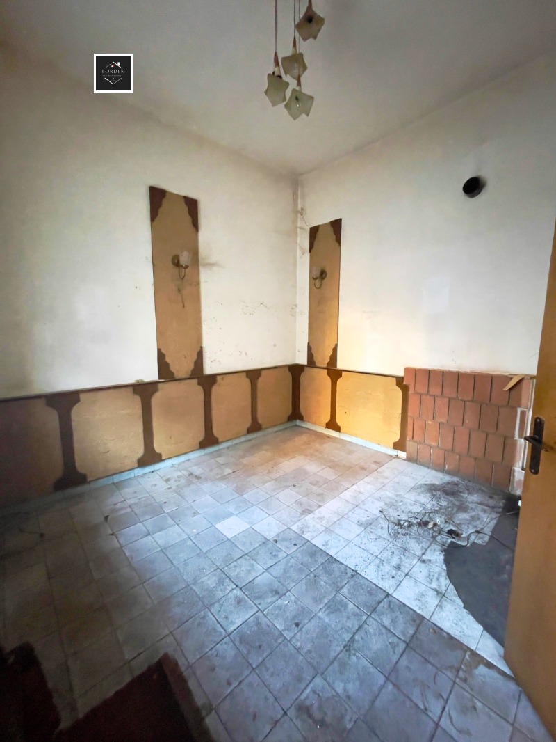 Продава 3-СТАЕН, гр. Пазарджик, Идеален център, снимка 2 - Апартаменти - 52938176