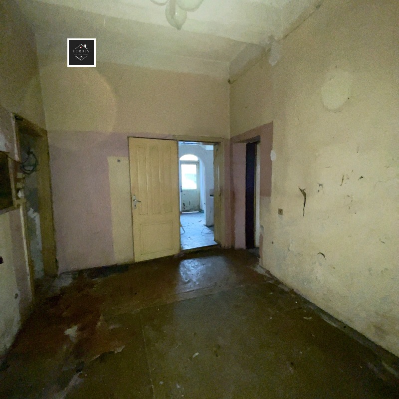 Продава 3-СТАЕН, гр. Пазарджик, Идеален център, снимка 6 - Апартаменти - 52938176