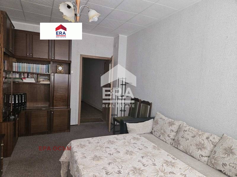 Продава 3-СТАЕН, гр. Ловеч, Широк център, снимка 11 - Апартаменти - 54263733