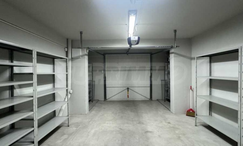 Продава ГАРАЖ, ПАРКОМЯСТО, гр. София, Лозенец