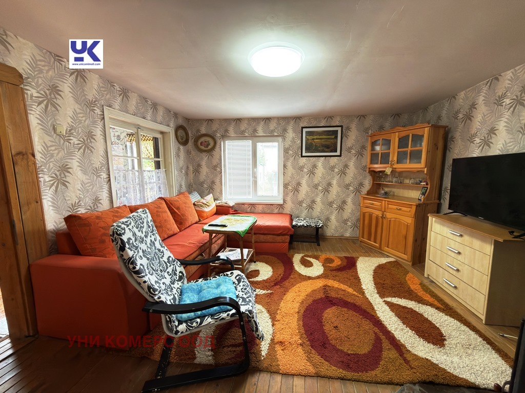 Продава КЪЩА, с. Банище, област Перник, снимка 6 - Къщи - 55268206