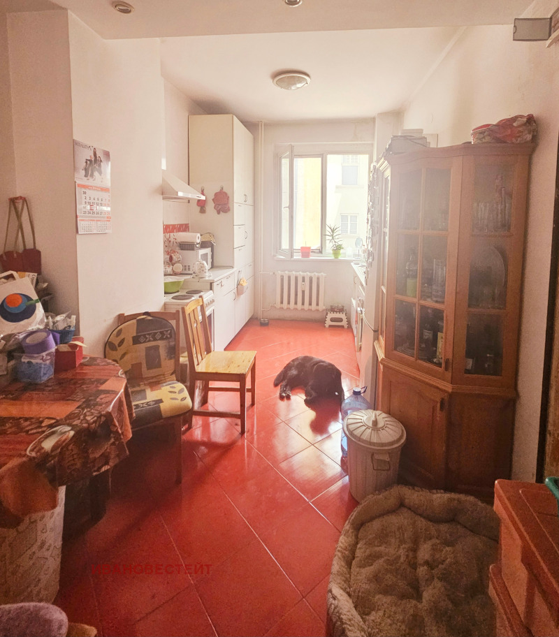 Продава 3-СТАЕН, гр. София, Център, снимка 7 - Апартаменти - 52961905