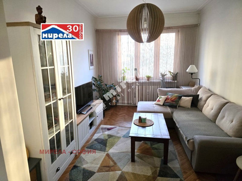 Продава 3-СТАЕН, гр. София, Център, снимка 3 - Апартаменти - 53112148