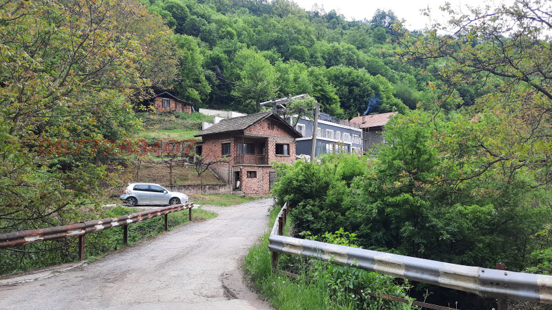 Til salg  Hus region Sofia , Gara Bov , 88 kvm | 61295346 - billede [2]