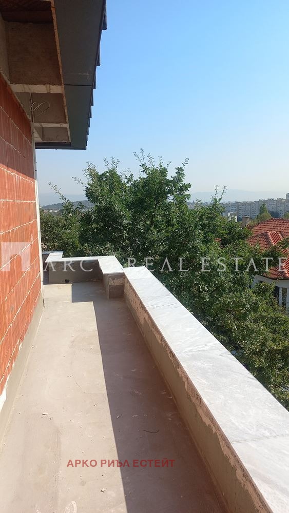 Продава КЪЩА, гр. София, Горна баня, снимка 10 - Къщи - 56171358