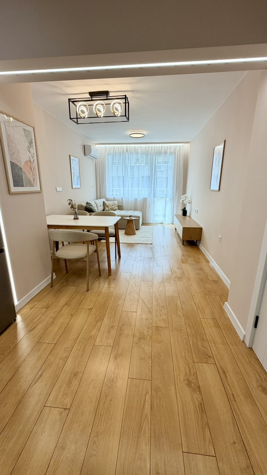 Продава 3-СТАЕН, гр. Варна, Спортна зала, снимка 3 - Апартаменти - 56193317