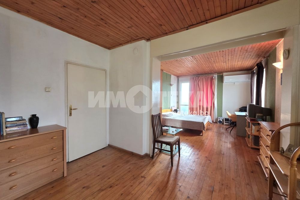 Продава КЪЩА, гр. София, с. Горни Богров, снимка 17 - Къщи - 53800891