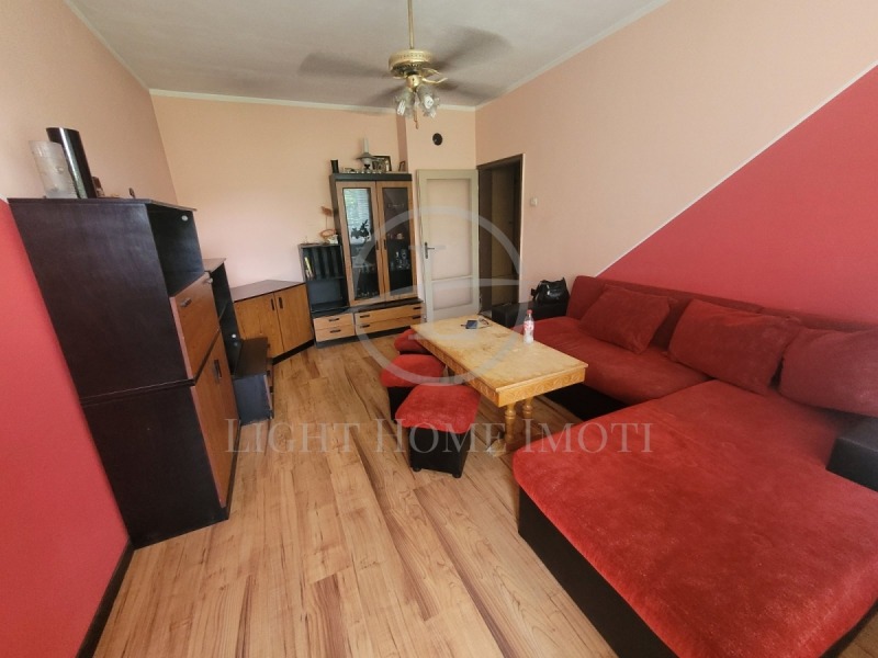 Продава  3-стаен, град Пловдив, Гагарин •  114 999 EUR • ID 91677046 — holmes.bg - [1] 