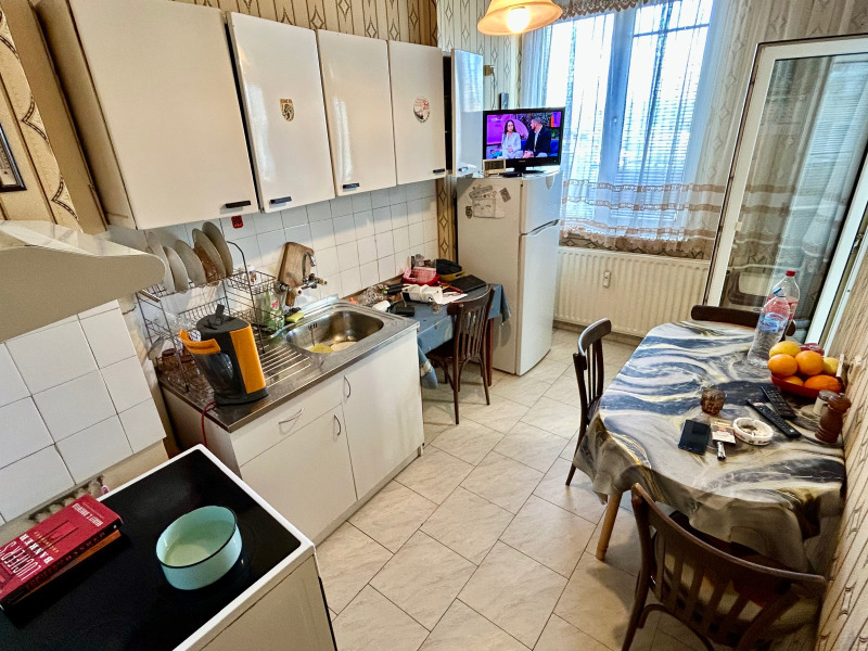 Продава 3-СТАЕН, гр. София, Красна поляна 1, снимка 3 - Апартаменти - 52736474