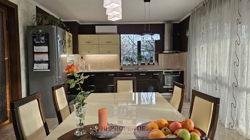 Продается  Дом область Пловдив , Белащица , 245 кв.м | 14975935 - изображение [17]