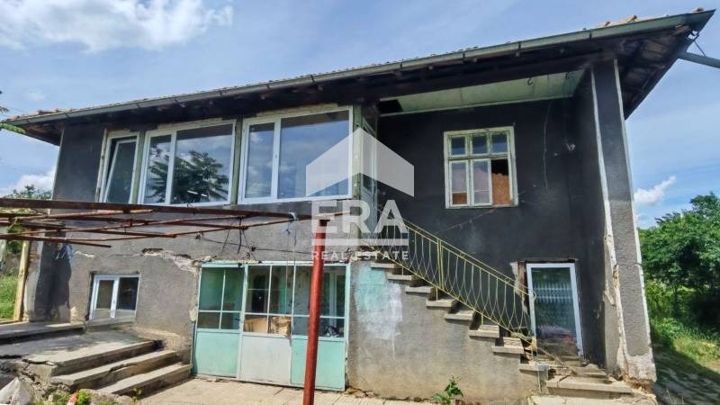 Продава КЪЩА, с. Кардам, област Търговище