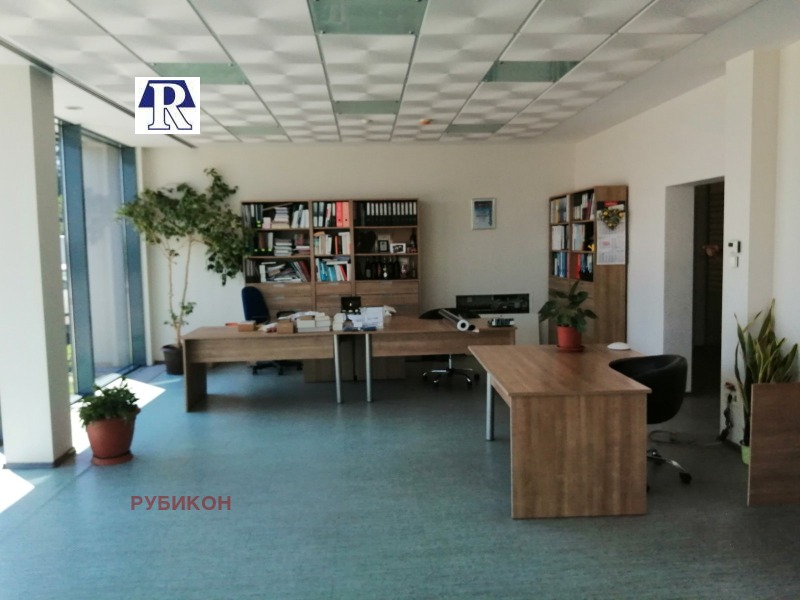 Продава  Пром. помещение град Пловдив , Южен , 9127 кв.м | 27320439 - изображение [2]