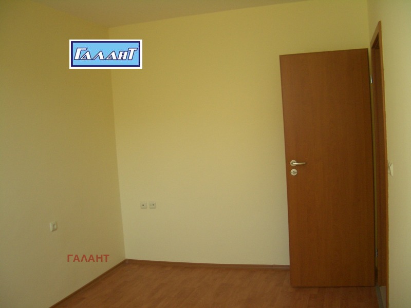 Продава  3-стаен град Варна , Левски 2 , 110 кв.м | 24835077 - изображение [3]