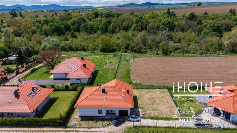 Продава  Къща област София , с. Хераково , 400 кв.м | 33723098 - изображение [7]