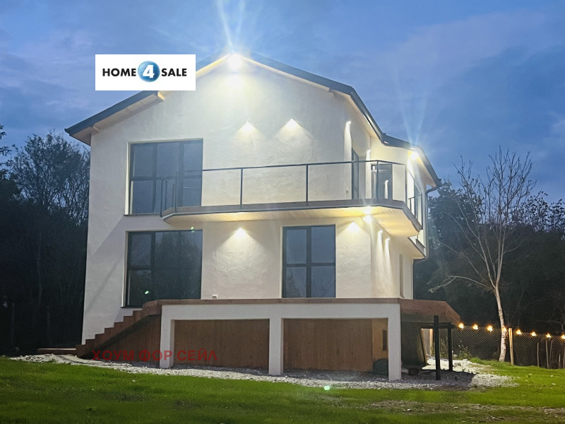 Продава КЪЩА, гр. Правец, област София област, снимка 2 - Къщи - 52897650