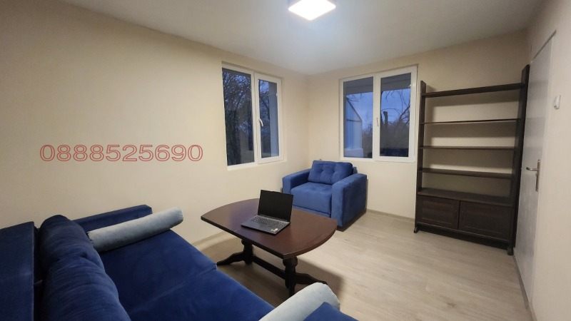 Продава ВИЛА, с. Орешене, област Ловеч, снимка 3 - Вили - 52858996