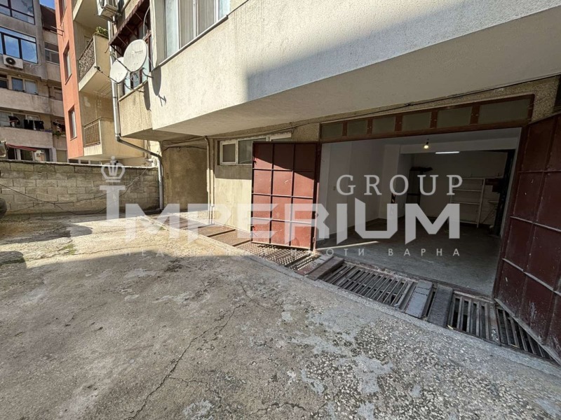 Продава ГАРАЖ в град Варна, Лятно кино Тракия - 19 кв.м / 44 990 € » 87 992.79 лв., ИМПЕРИУМ ГРУП