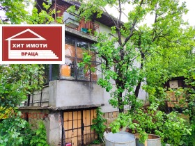 Hus Studentski grad, Vratsa 4