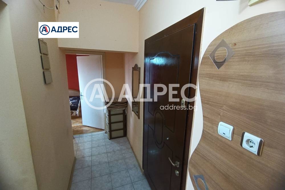 Продава 2-СТАЕН, гр. Разград, Център, снимка 8 - Апартаменти - 54111323