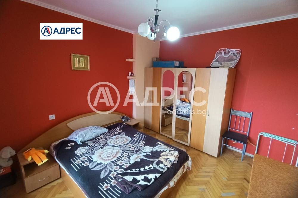 Продава 2-СТАЕН, гр. Разград, Център, снимка 4 - Апартаменти - 54111323