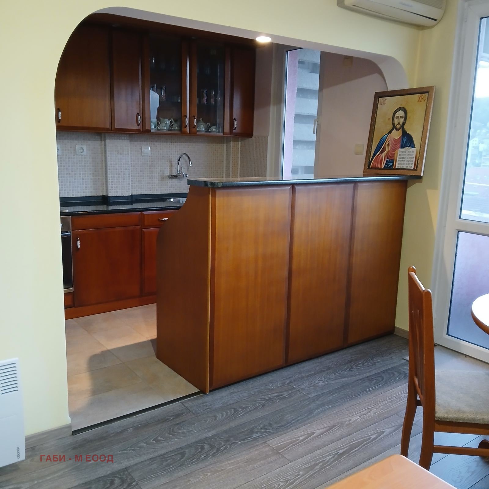 Продава 2-СТАЕН, гр. Перник, Рено, снимка 3 - Апартаменти - 55632721