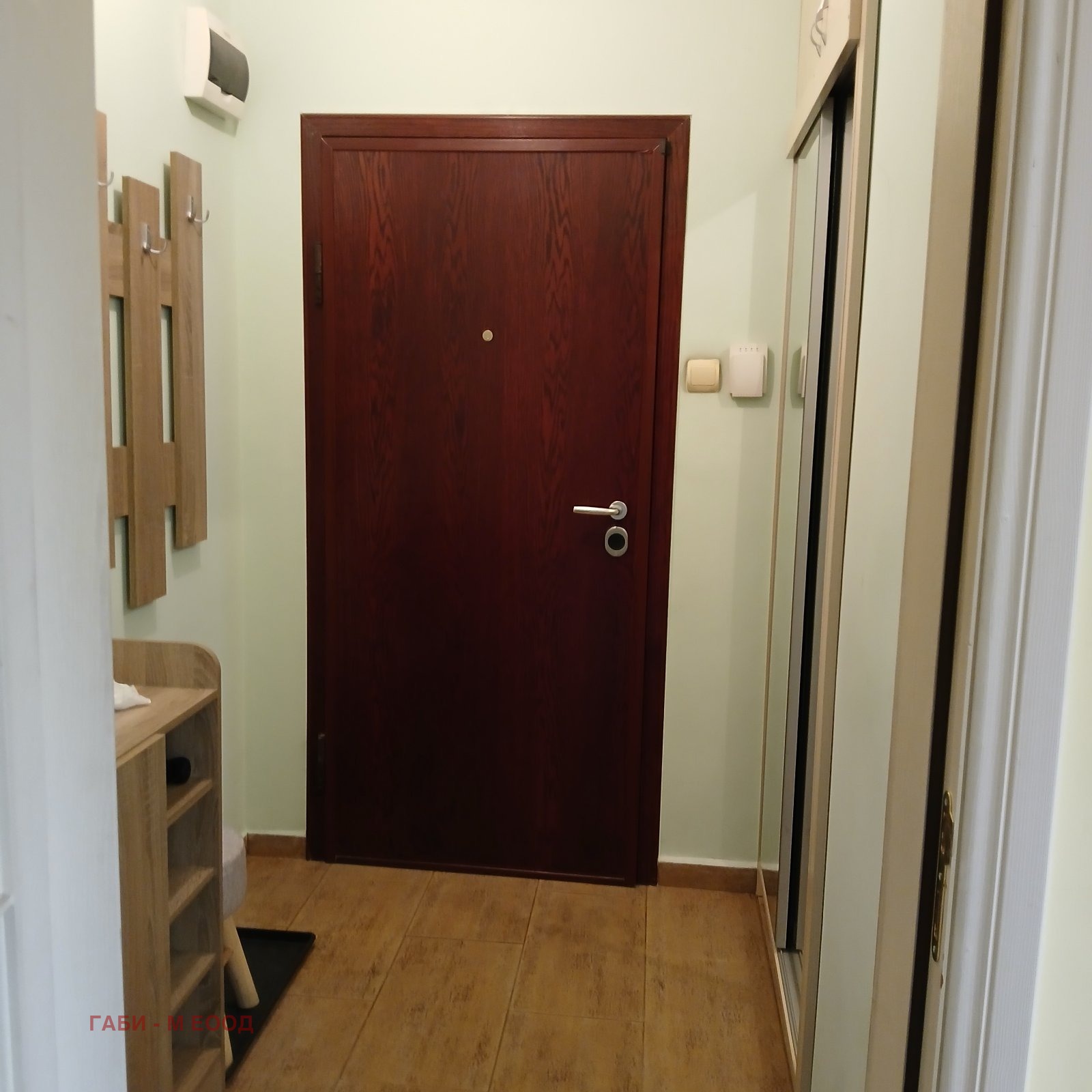 Продава 2-СТАЕН, гр. Перник, Рено, снимка 2 - Апартаменти - 55632721