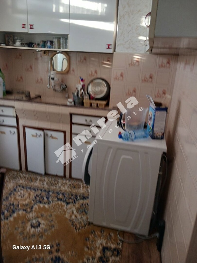 Продава 2-СТАЕН, гр. Ямбол, Георги Бенковски, снимка 3 - Aпартаменти - 48517710