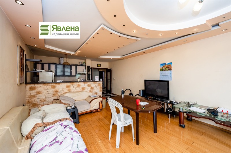 Продава  3-стаен град София , Люлин 10 , 135 кв.м | 33914321