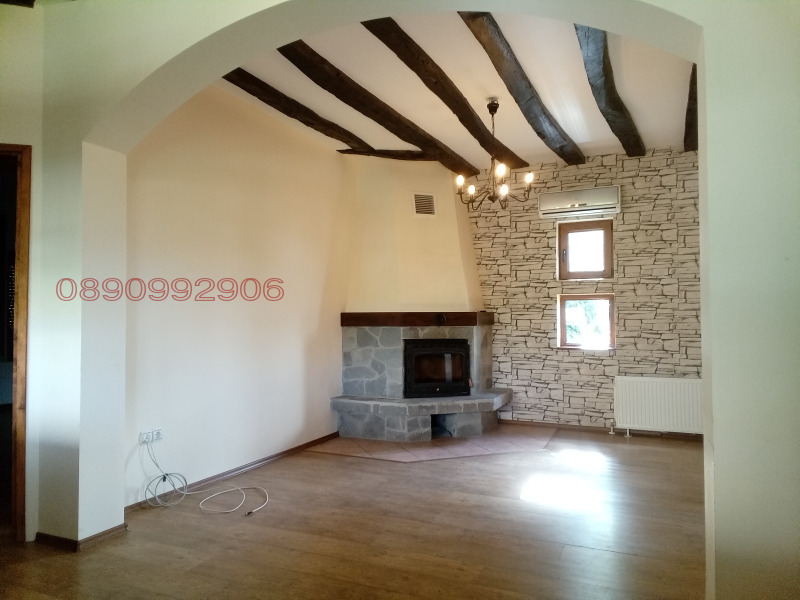 Продава КЪЩА, гр. Шипка, област Стара Загора, снимка 8 - Къщи - 53030881