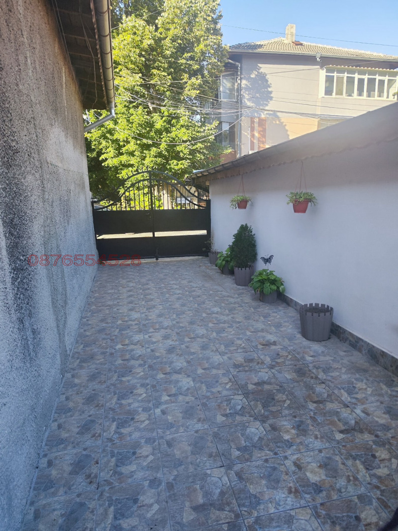 Продава  Къща град Добрич , Кралска зона , 153 кв.м | 28339056 - изображение [5]