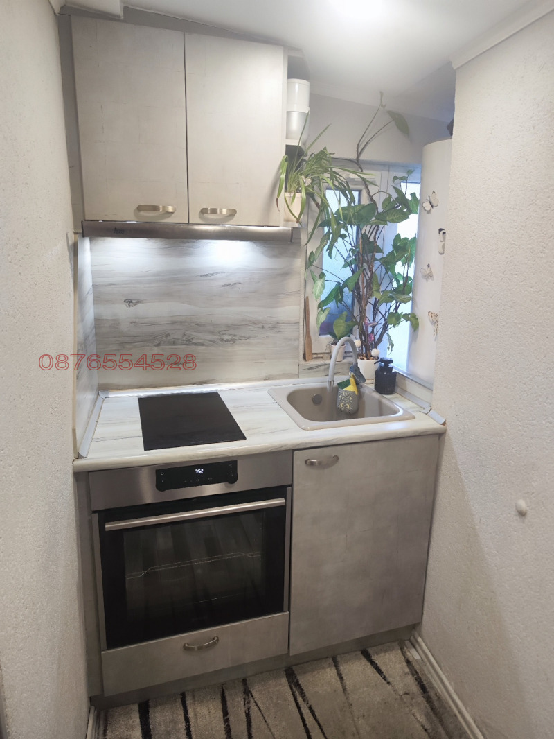 Продава  Къща град Добрич , Кралска зона , 153 кв.м | 28339056 - изображение [4]