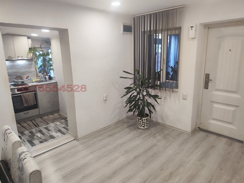 Продава  Къща град Добрич , Кралска зона , 153 кв.м | 28339056 - изображение [7]