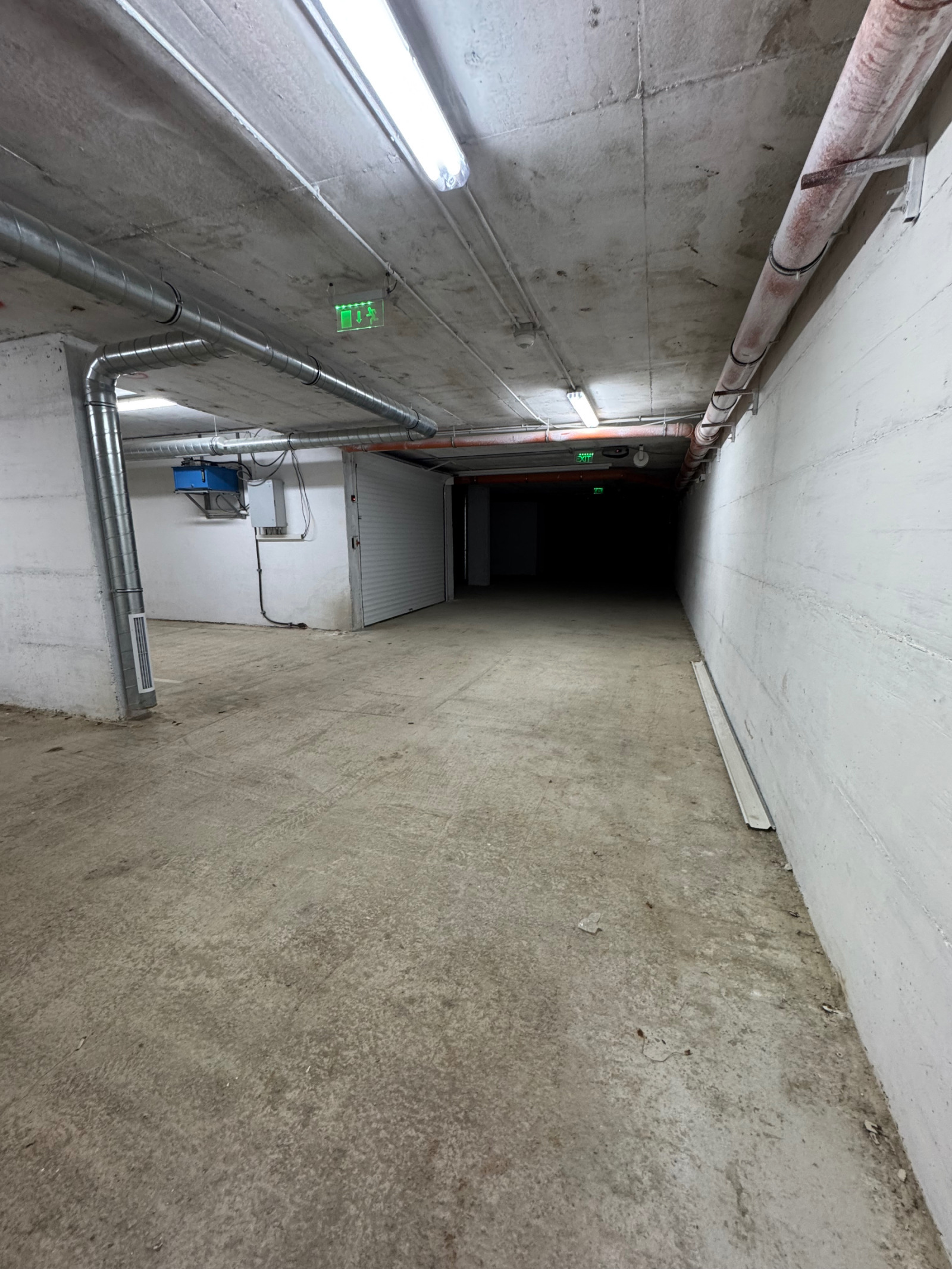 Продава ГАРАЖ, ПАРКОМЯСТО, гр. Пловдив, Кючук Париж, снимка 2 - Гаражи и паркоместа - 53922614
