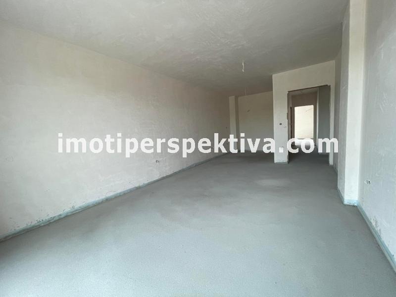 Продава 3-СТАЕН, гр. Пловдив, Кючук Париж, снимка 2 - Апартаменти - 45005633