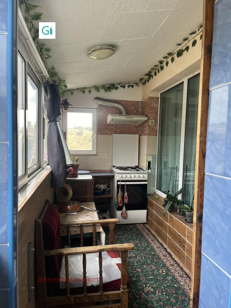 Продава 3-СТАЕН, гр. Благоевград, Еленово 2, снимка 2 - Апартаменти - 52439500